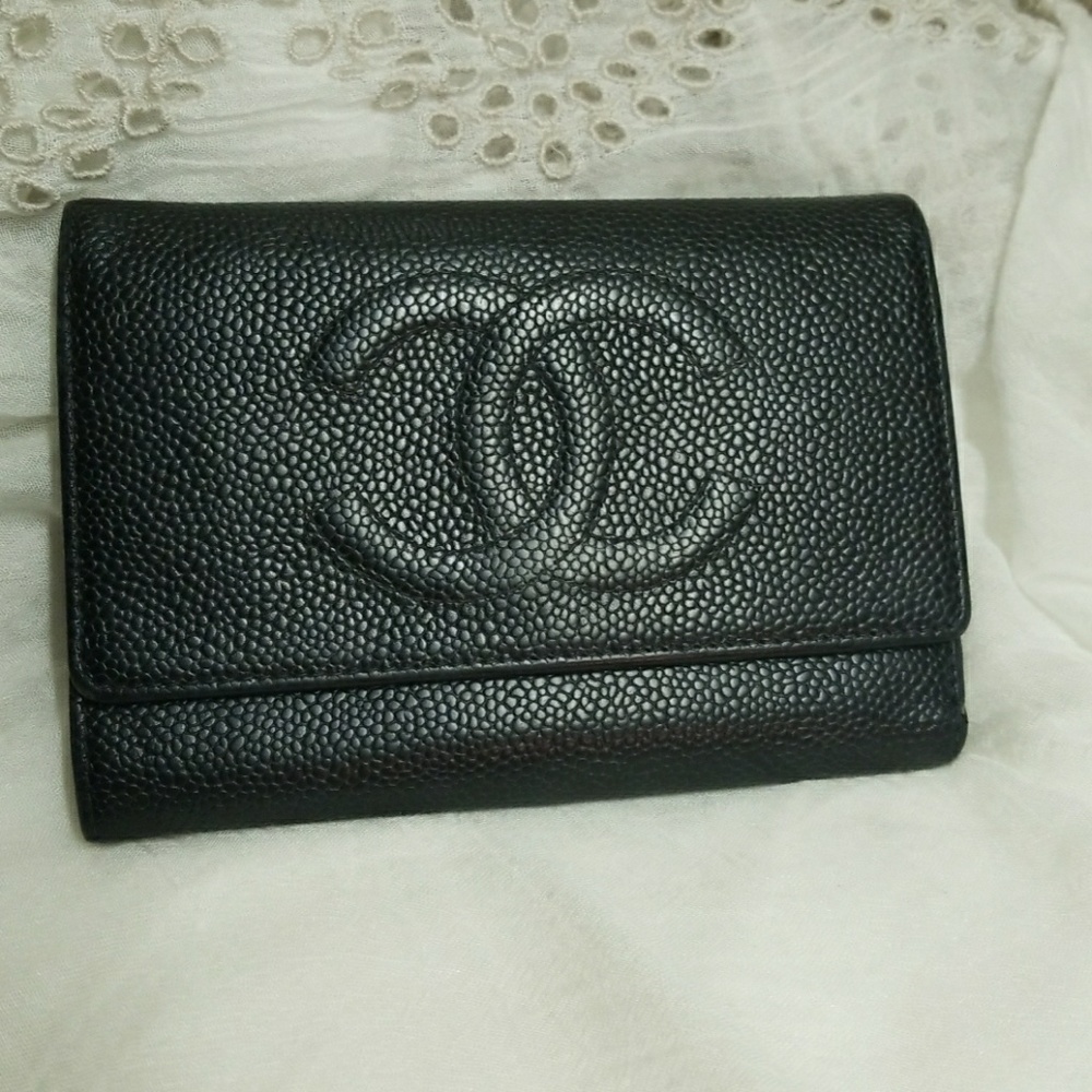 Authentic Channel Caviar black wallet